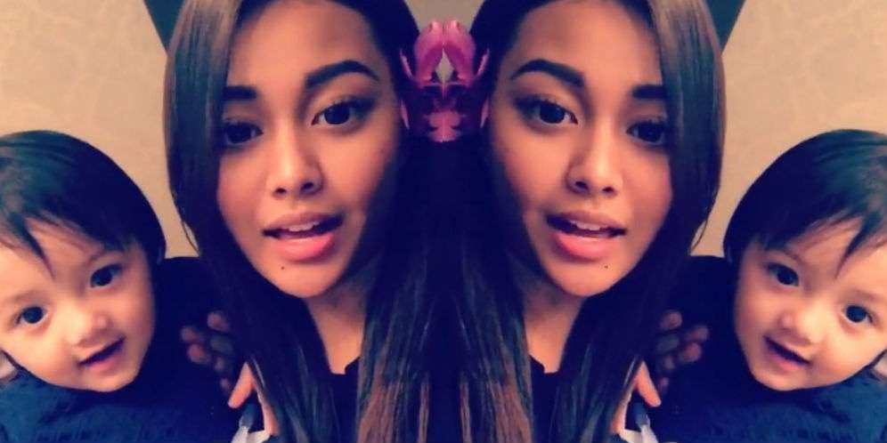 Unggah Foto, Baju Aurel Hermansyah Jadi Sorotan