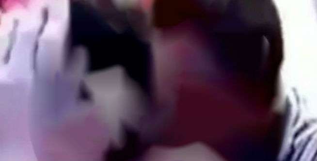 Nekat Cium Menantu Demi Uang Taruhan