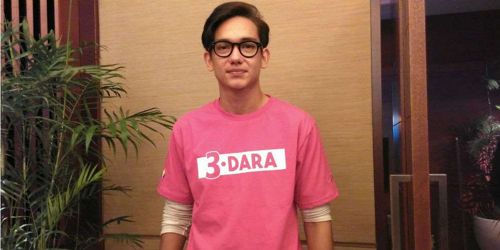 Sherina Dipalak Geng Motor, Adipati Dolken Berang