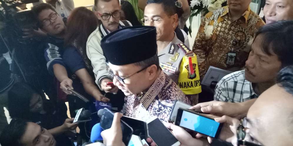 Ketua MPR Tegaskan Masalah Ahok Bukan Urusan Negara