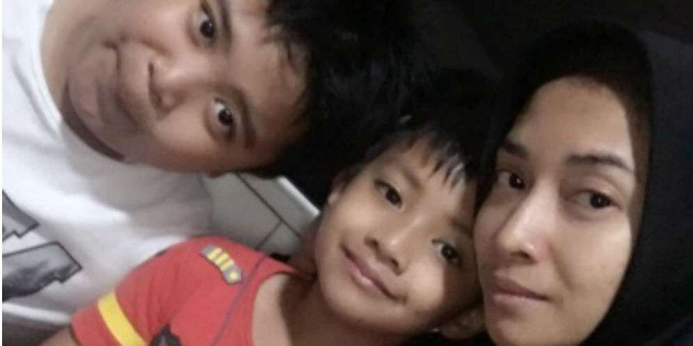 Foto Terakhir Oon dengan Buah Hati Bikin Nangis