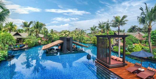 Kamar Hotel Langsung Menghadap ke Pantai