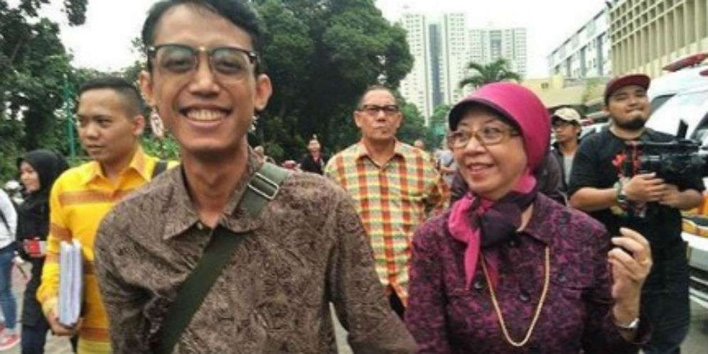 Kado Penuh Emosional Kiswinar di Hari Ibu