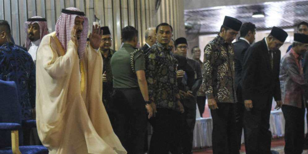 Kala Raja Salman Tunaikan Sholat Sunah di Masjid Istiqlal