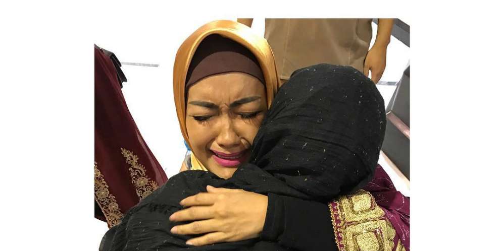 Doa Menggetarkan Maia Estianty untuk Jupe