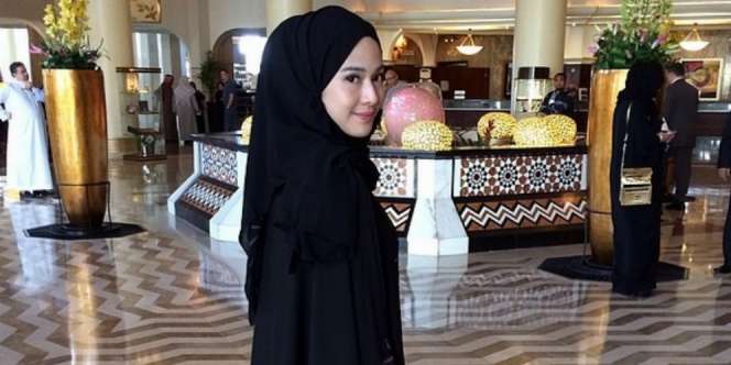 Masya Allah, Murotal Dian Sastro Bikin Adem Netizen