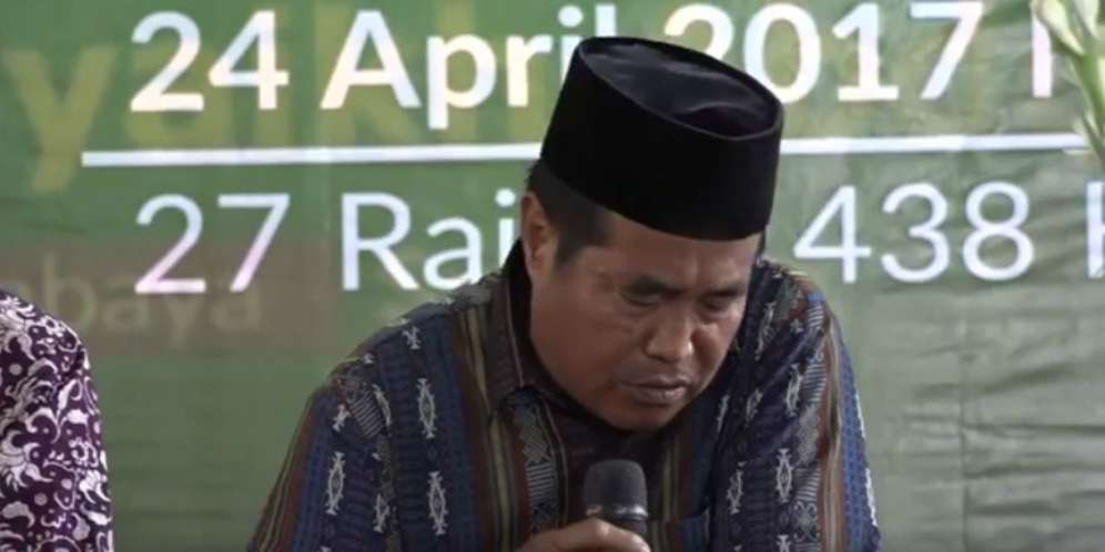 Tiba-tiba, Suaranya Mengecil