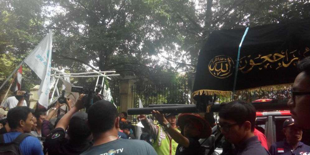 Geger Keranda Mayat Terbang di Depok, Ini Kata Polisi