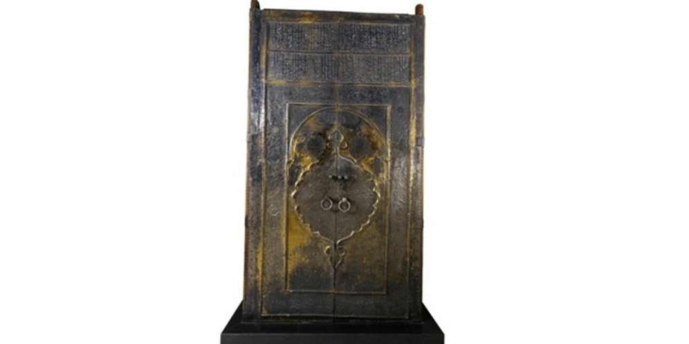 Pintu Itu Otomatis Dilepas