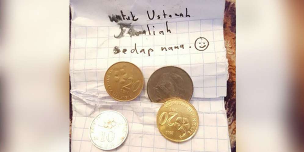 Tertinggal di Kantin