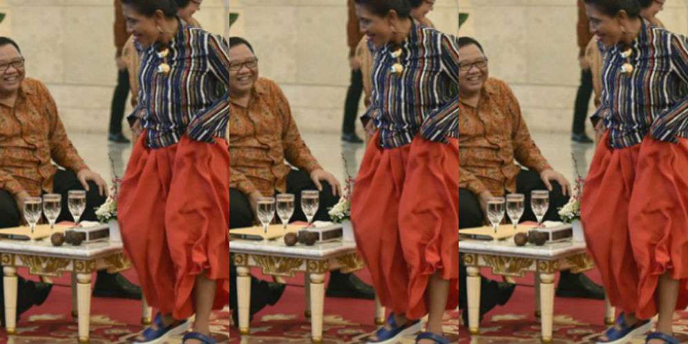 Gaya Menteri Susi Pakai Sepatu Sandal di Istana Jadi Sorotan