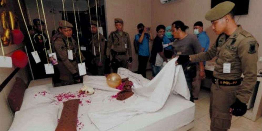 Kondisi Kamarnya Mencurigakan