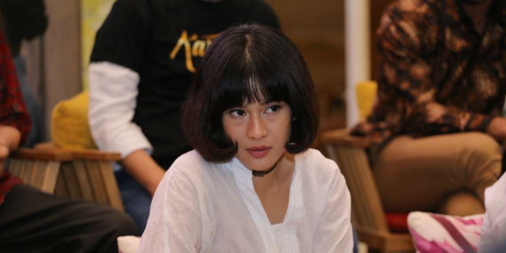 Heboh Video Dian Sastro Tepis Tangan Penggemar