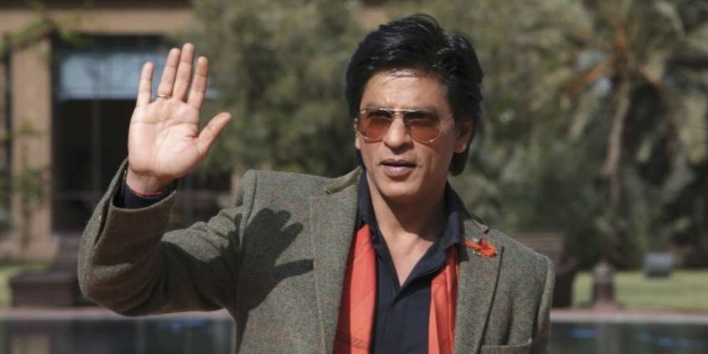 Shah Rukh Khan Meninju Komodo Itu