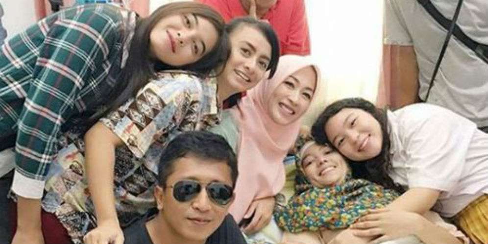 Prihatin, Artis `Tukang Ojek Pengkolan` Berjuang Lawan Kanker