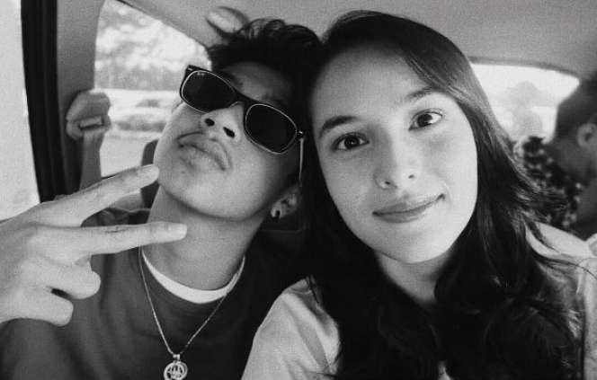 Bastian Disebut Pacaran dengan Chelsea Islan, Ini Kata Ibunda