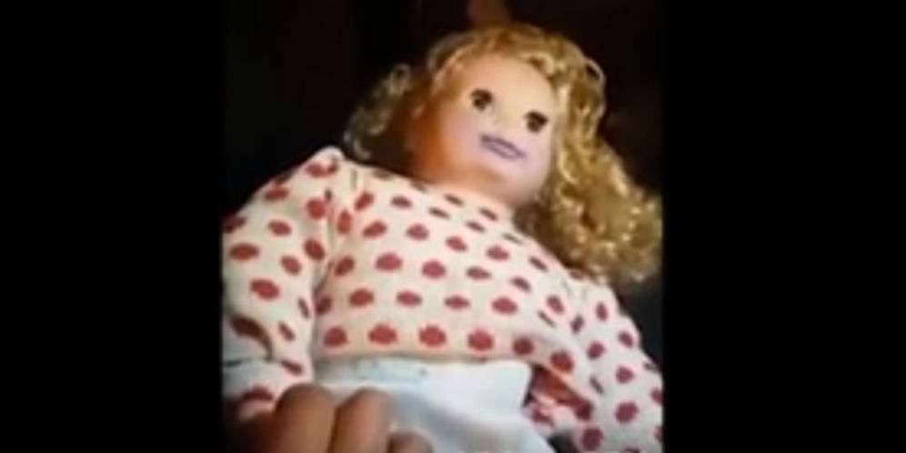 Benarkah Boneka Itu Hidup?