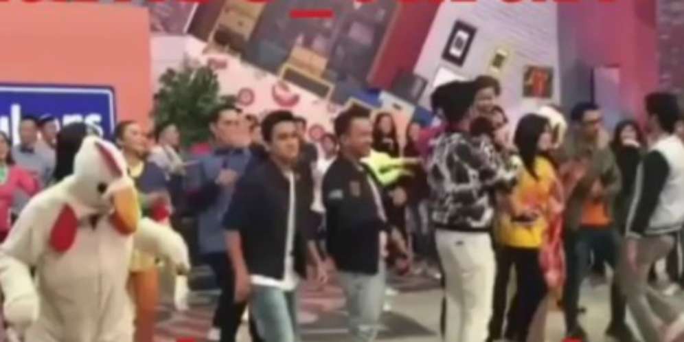 Didekati Nagita Slavina, Ayu Ting Ting Kabur