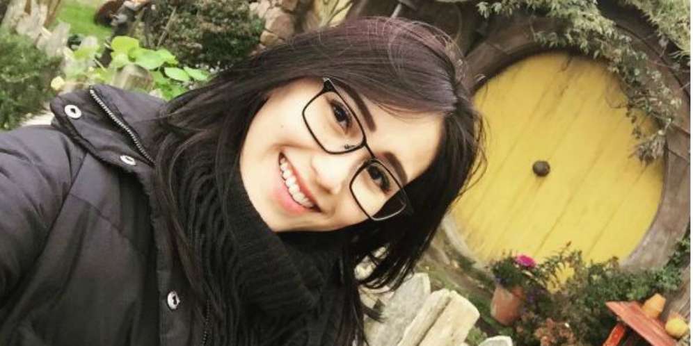 Wanita Ini Beberkan Bahwa Ayah Rozak Bukan Bapak Ayu Ting Ting