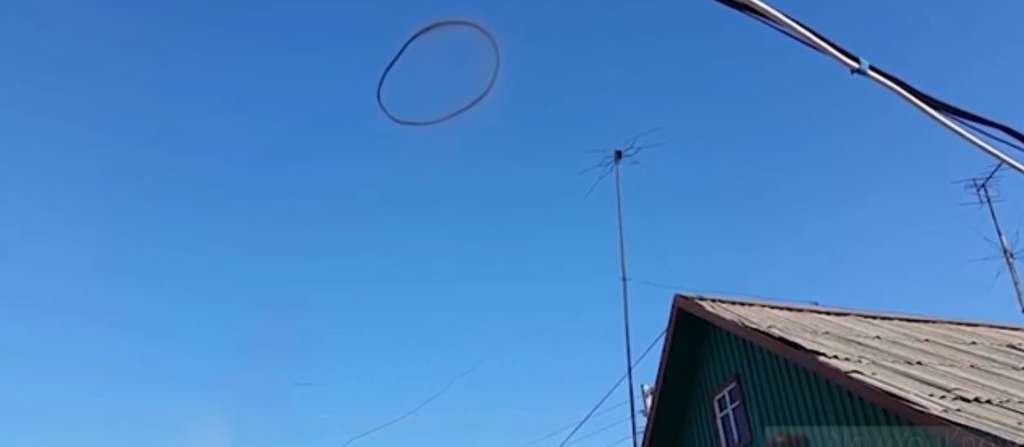 Terlihat di Tempat Lain