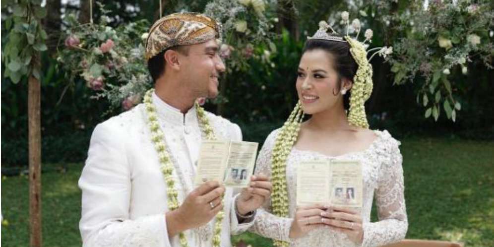 Cuitan Perdana Raisa Usai Malam Pertama