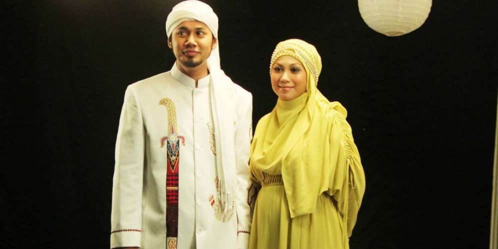Romantis, Lihat Kemesraan Puput Melati & Guntur Bumi