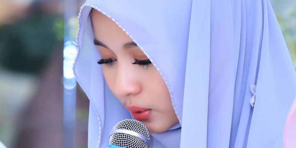 Terenyuh! Curhat Laudya Cynthia Bella Terpuruk Karena Jodoh
