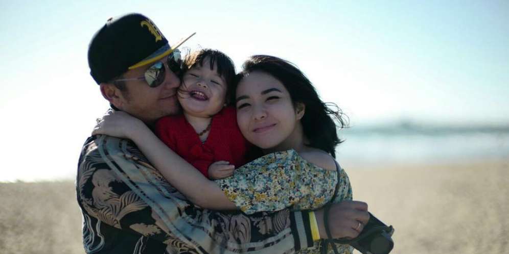 Gisel Ungkap Alasan Gading Marten Keluar dari 'Inbox'