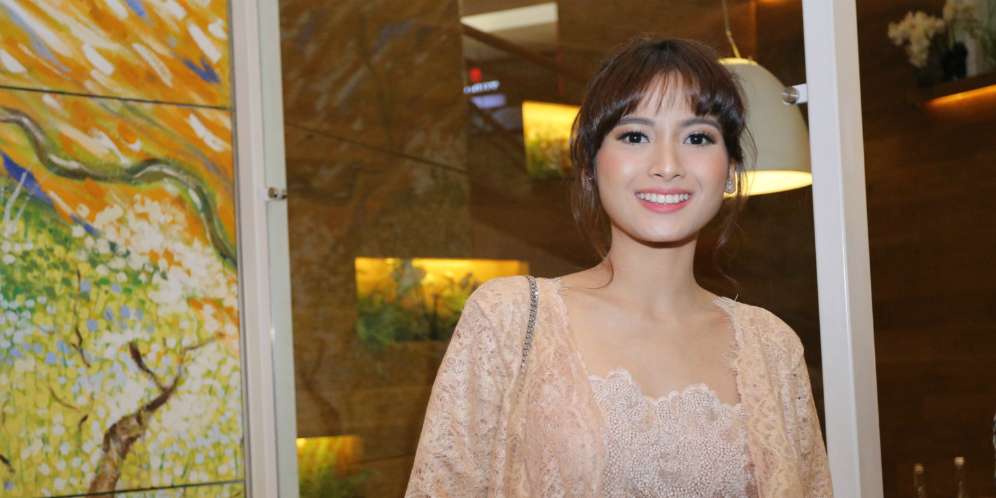 Foto Pertama Anak Acha-Vicky
