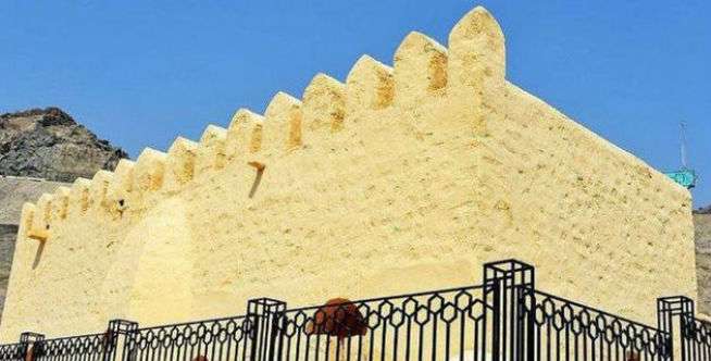 Terpendam Ratusan Tahun, Masjid Ini Ditemukan Masih Utuh di...