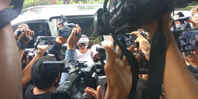 Syahrini Tak Penuhi Panggilan Polisi (Lagi)