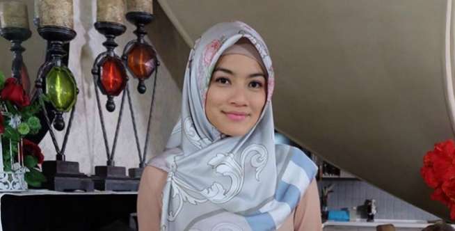 5. Ayam Jerit - Titi Kamal