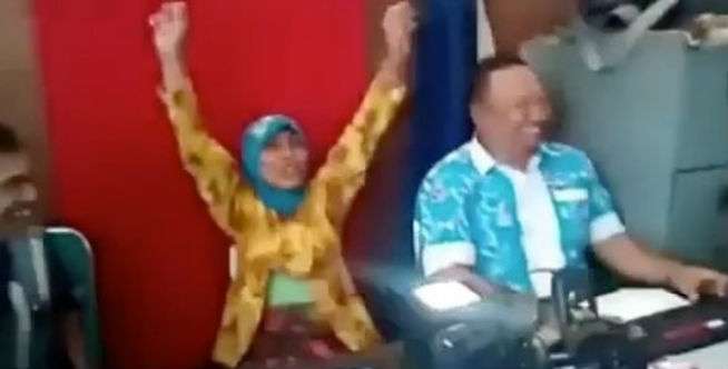 Lihat Videonya di Sini