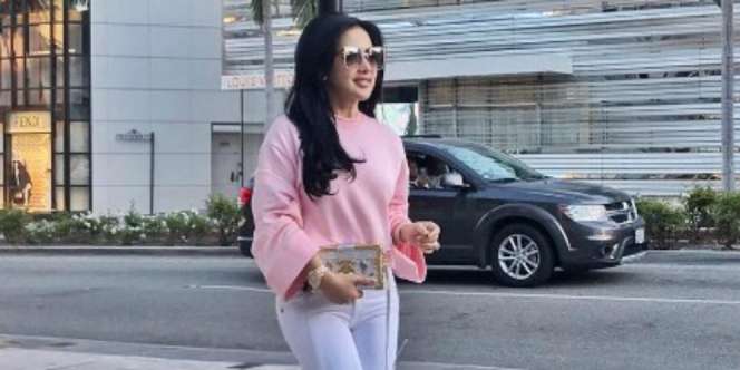 Syahrini Siap Berangkatkan Korban First Travel, Ini Syaratnya