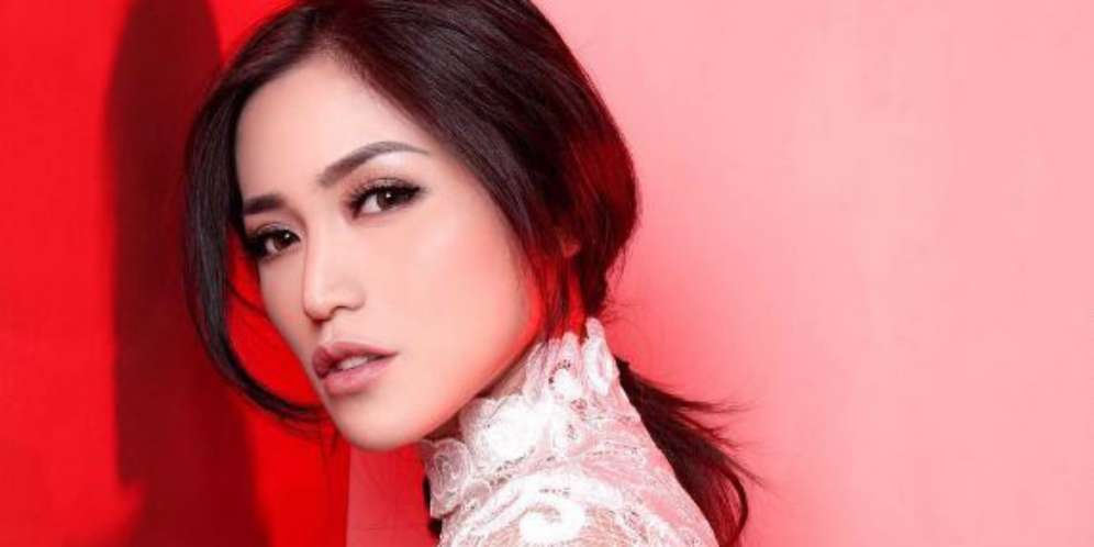 Lihat! Video Perubahan Wajah Jessica Iskandar Bikin Melongo