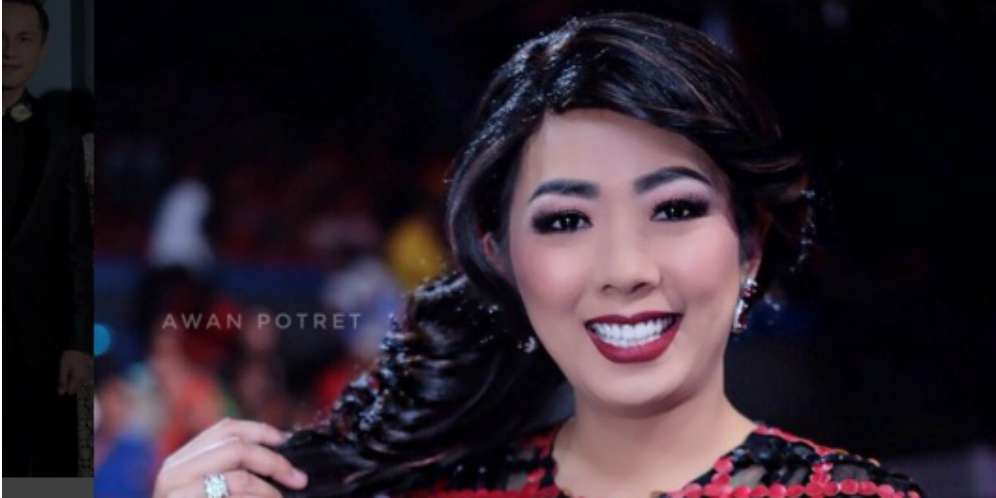 Kala Soimah dan Syahrini Saling Tampar