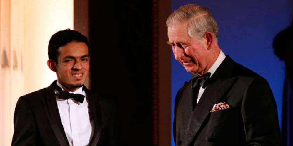 Raih Penghargaan dari Pangeran Charles