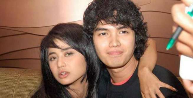 Menikah Siri dengan Dewi Perssik