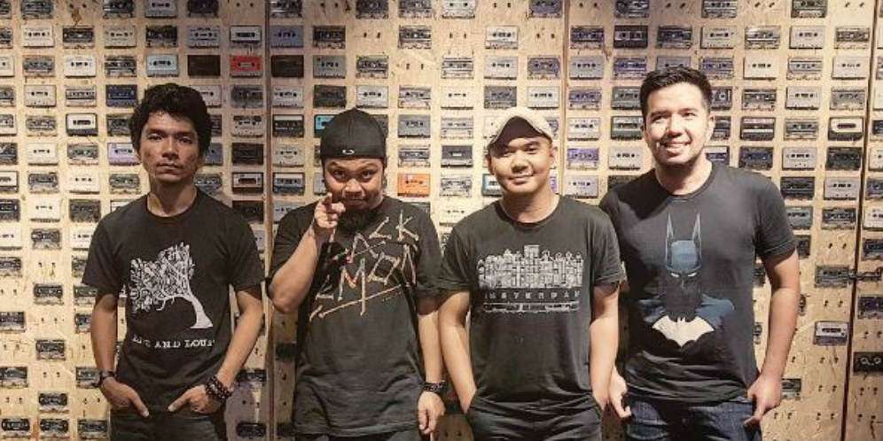 3 Isyarat Pamit