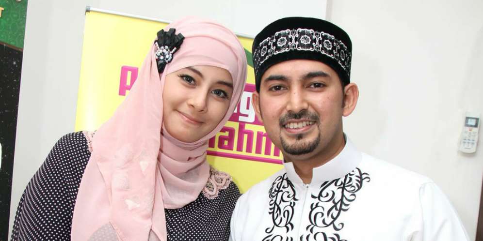 Baju Ungu Istri Al Habsyi di Putusan Cerai, Siap Menjanda?
