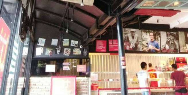 Serunya Makan di Warteg Kekinian, Sudah Pernah ke Sini?