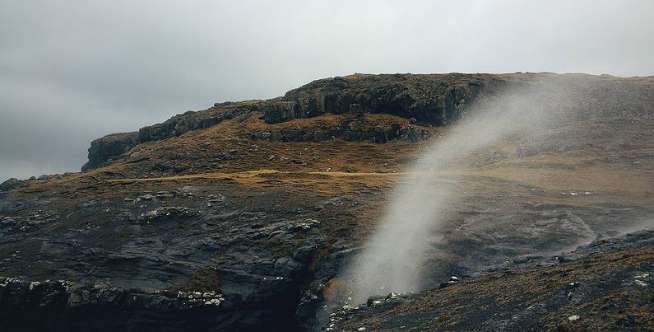 Air Mengarah ke Atas!