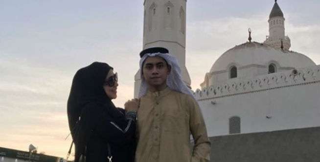 Ini Artis Lainnya