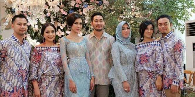 Sepatu Sederhana Nagita Ini Harganya...