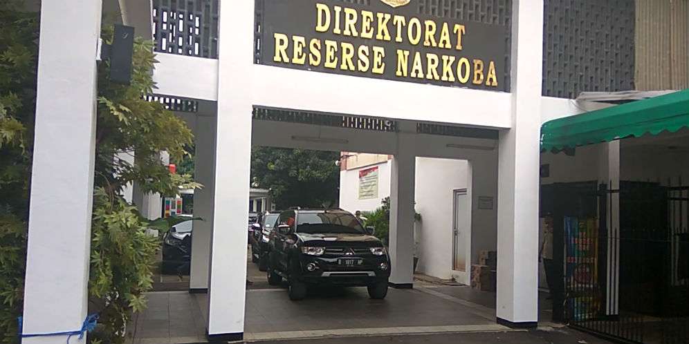 Nyaris Tak Terlihat