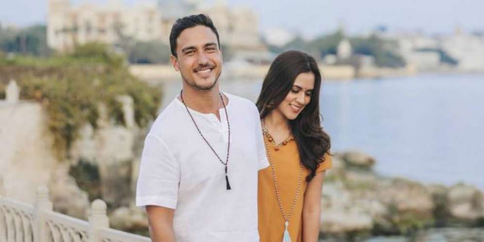 Liburan ke India, Hamish-Raisa Bak Raja dan Ratu