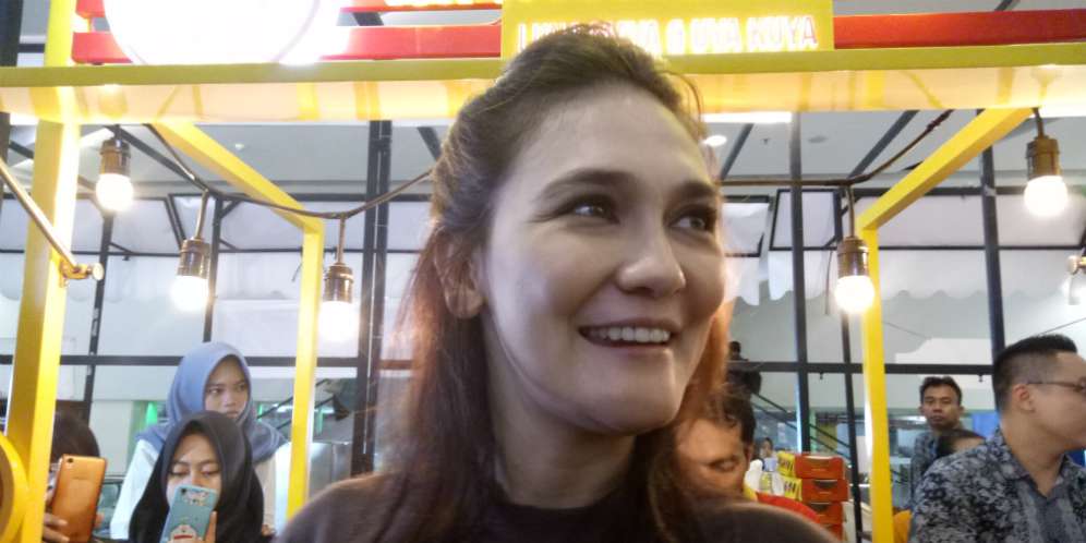 Ayu Ting Ting Pamer Geng, Luna Maya: Selamat Ya
