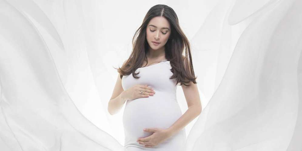 Cantiknya Foto Maternity Nabila Syakieb
