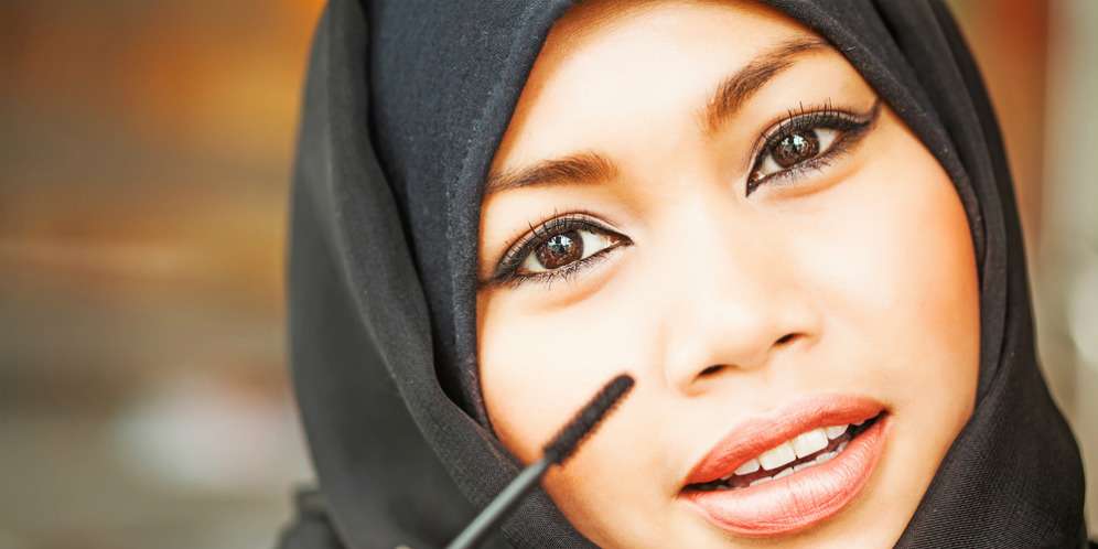 Cara Mudah Melepas Bulu Mata Palsu Tanpa Rasa Sakit