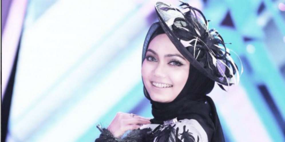Balas Sindiran, Rina Nose Ribut dengan Netizen